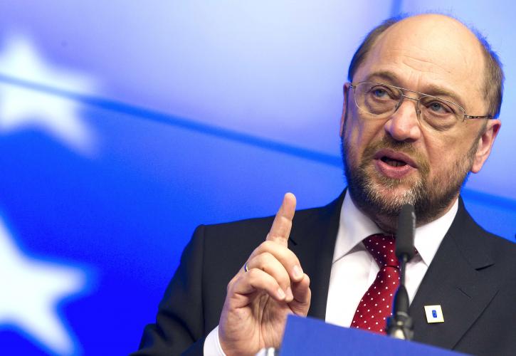 Υπουργό Οικονομικών για την Ευρωζώνη θέλει ο Σουλτς