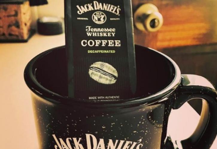 Καφές με άρωμα ουίσκι δια χειρός «Jack Daniels»