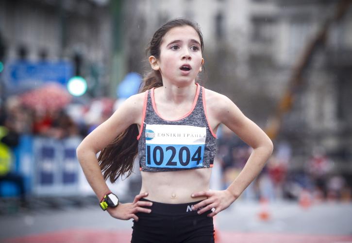 Ημιμαραθώνιος Αθήνας: 12χρονη κατάκτησε το χάλκινο μετάλλιο