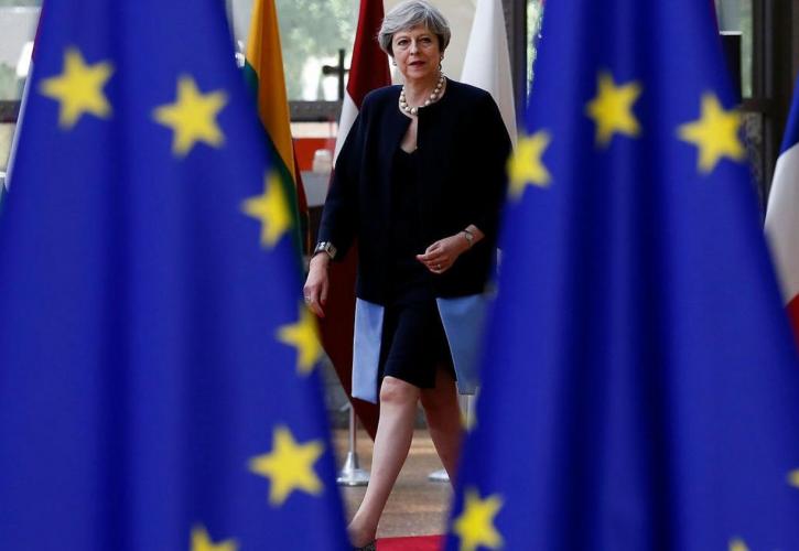 Μέι: Σημαντική πρόοδος στις διαπραγματεύσεις για το Brexit