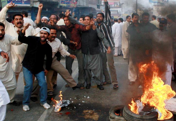 Πακιστάν: Τουλάχιστον 11 νεκροί από έκρηξη