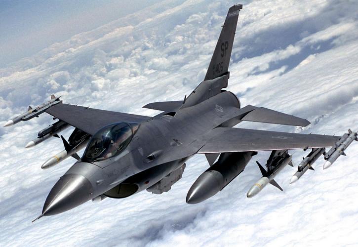 Υπογράφτηκε η σύμβαση για την αναβάθμιση των F-16