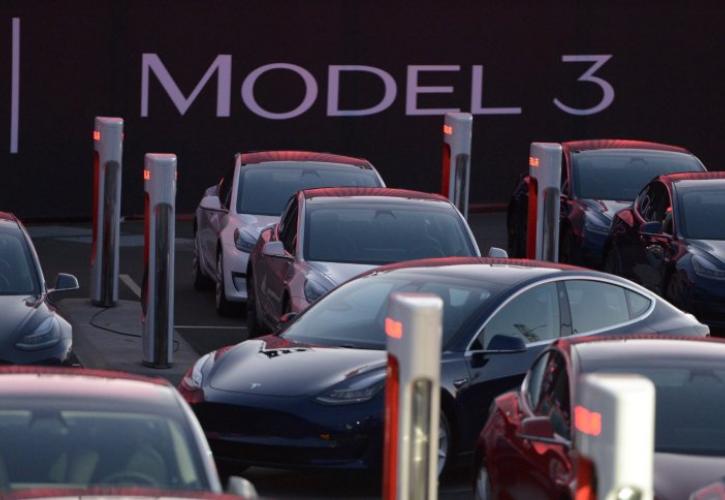 Νέο πλήγμα για το Tesla Model 3