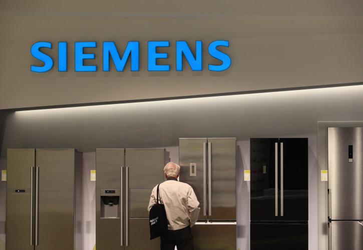 H Siemens κόβει 6.900 θέσεις εργασίας