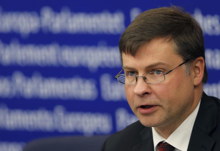 Dombrovskis: Ήταν ένα καλό Eurogroup για την Ελλάδα