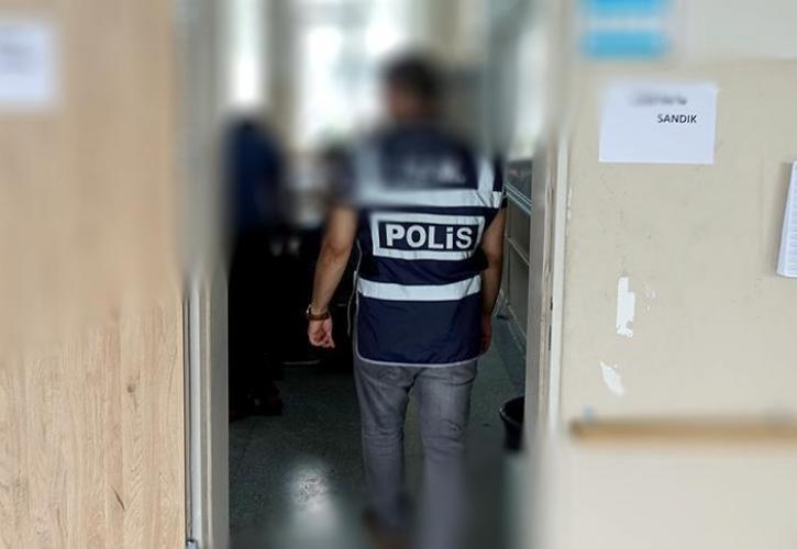 Στα χέρια των τουρκικών αρχών 10 «παρατηρητές» των εκλογών