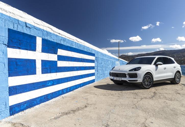 Oι Ελληνες «ανακαλύπτουν» πάλι την Porsche!