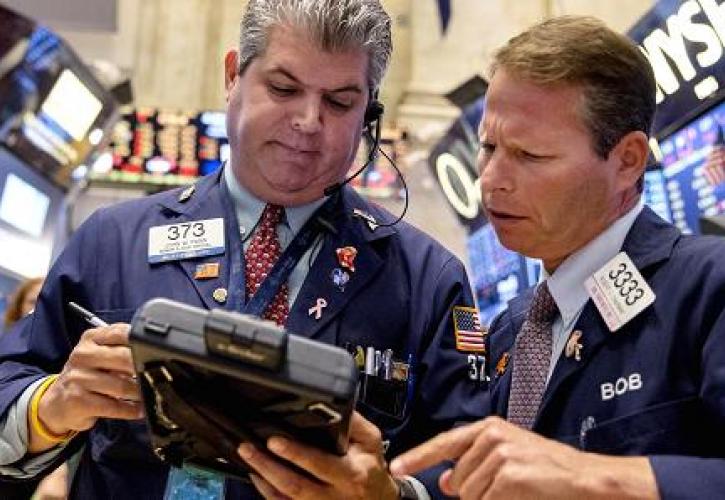 Μεικτά πρόσημα στη Wall Street την Πέμπτη