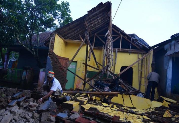 Ινδονησία: Τουλάχιστον 13 νεκροί από το νέο σεισμό