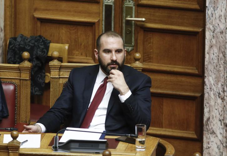 Τζανακόπουλος: Ο πρέσβης δεν επιβεβαιώνει μεταφορά των δύο στρατιωτικών
