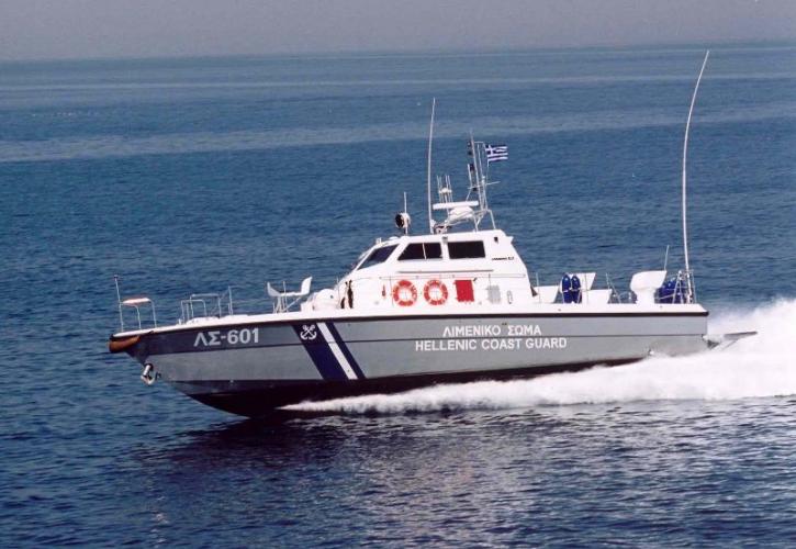 Έρευνα για την καταγγελία περί πυροβολισμών από τουρκικό αλιευτικό