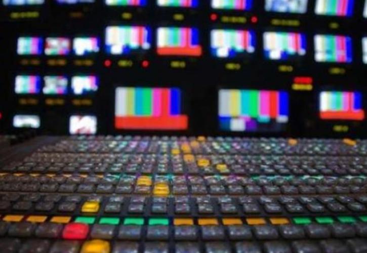 Der Standard: Ο Τσίπρας αναδιοργανώνει το τηλεοπτικό τοπίο