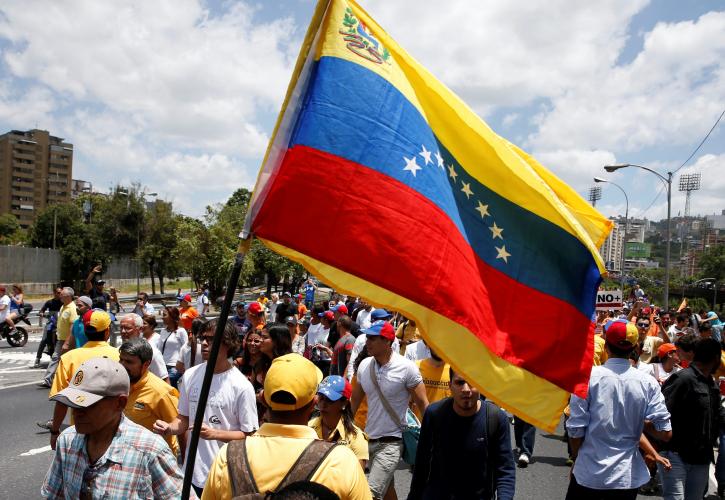 Βενεζουέλα: Τη Δευτέρα οι κρίσιμες διαπραγματεύσεις για το χρέος