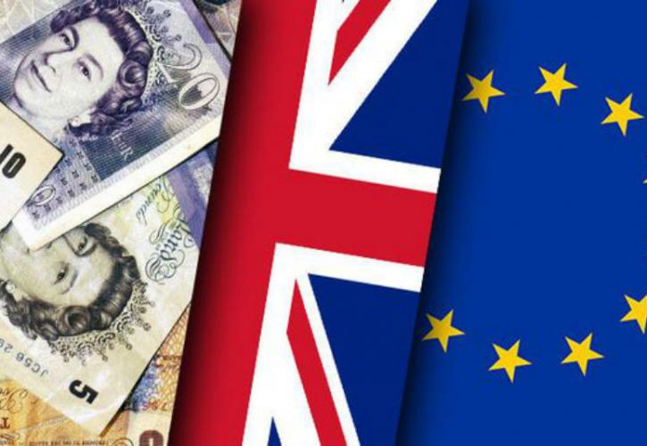 Το Brexit απειλεί τις αποταμιεύσεις 36 εκατ. ανθρώπων στην Ευρώπη