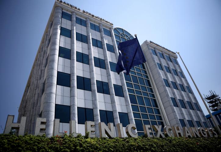 Οι τραπεζικές πιέσεις «λύγισαν» το Χρηματιστήριο Αθηνών