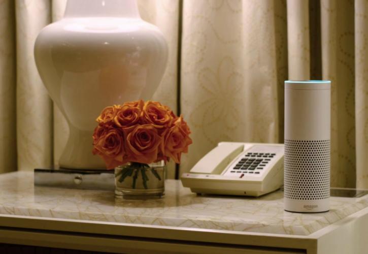 Η Siri και η Alexa «σφάζονται» για τα ξενοδοχεία