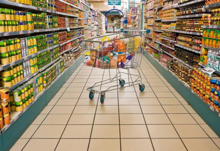 Κάμψη στην κατανάλωση προμηνύουν οι μειωμένες πωλήσεις τροφίμων