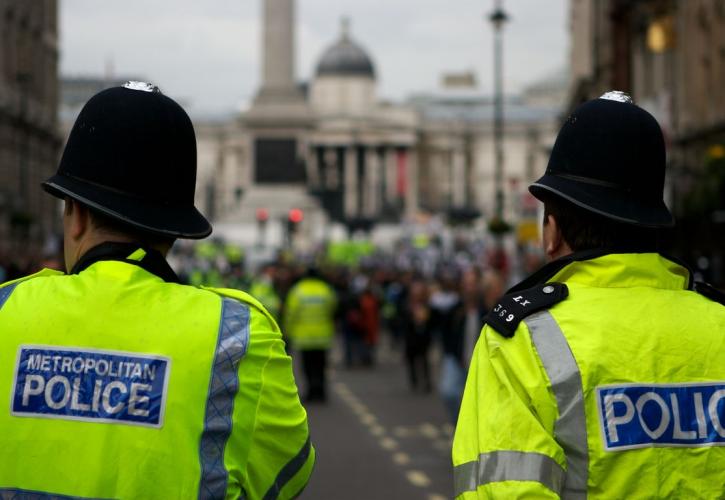 Bρετανία: Παραμένουν τα ισχυρά μέτρα ασφαλείας 