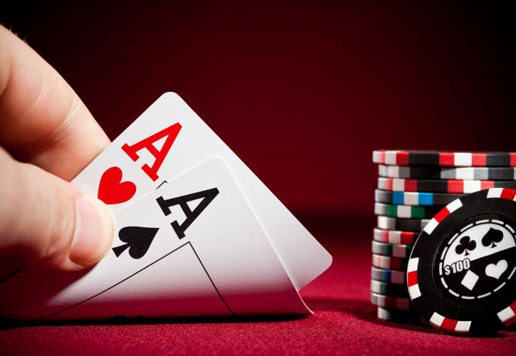 «Σκληρό πόκερ» για τα καζίνο της Αττικής