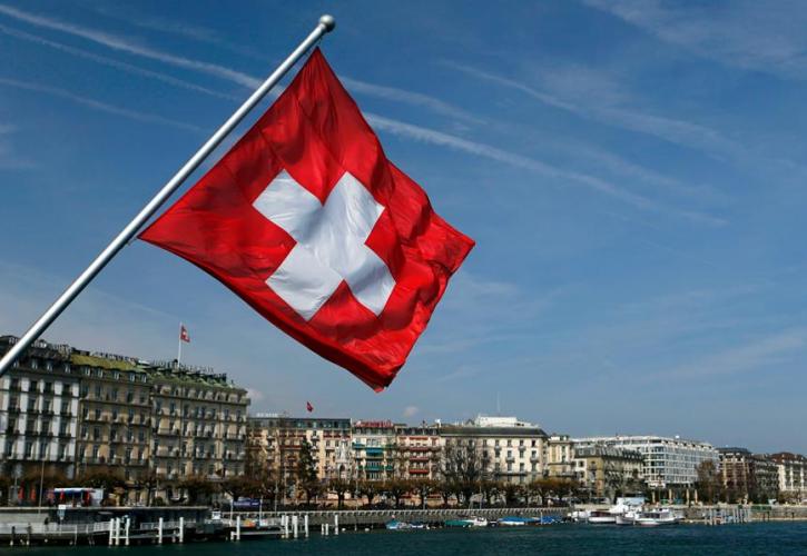 «Ναι» ψήφισαν οι Ελβετοί σε παρακολουθήσεις επικοινωνιών 