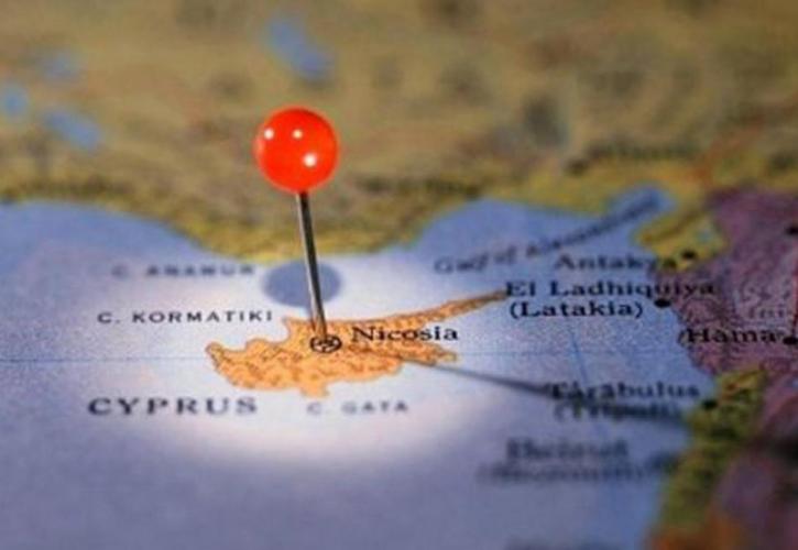 Δημοψήφισμα για το Κυπριακό ζητάει η ΕΔΕΚ