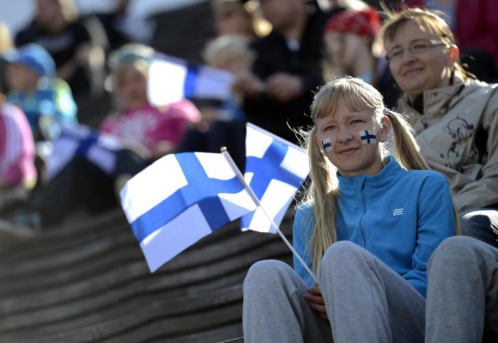 Βασικό μισθό σε όλους τους πολίτες θα δίνει η Φινλανδία