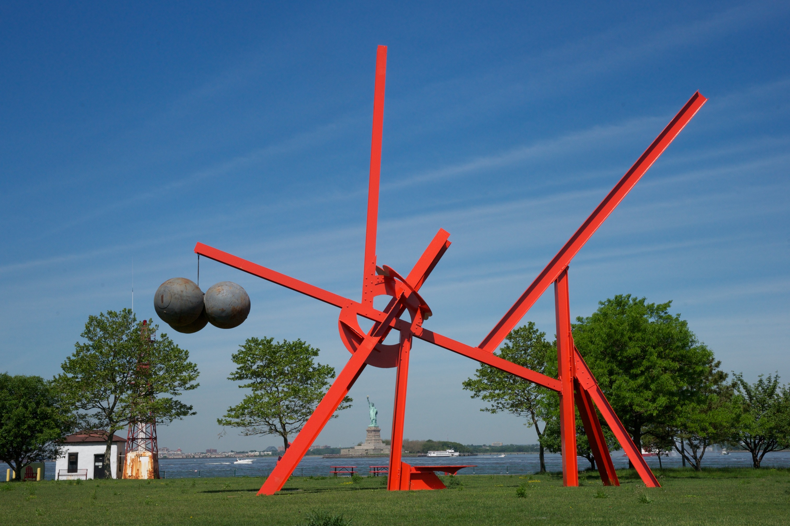 Mark di Suvero - Εγκατάσταση με τίτλο Old Buddy - 1993