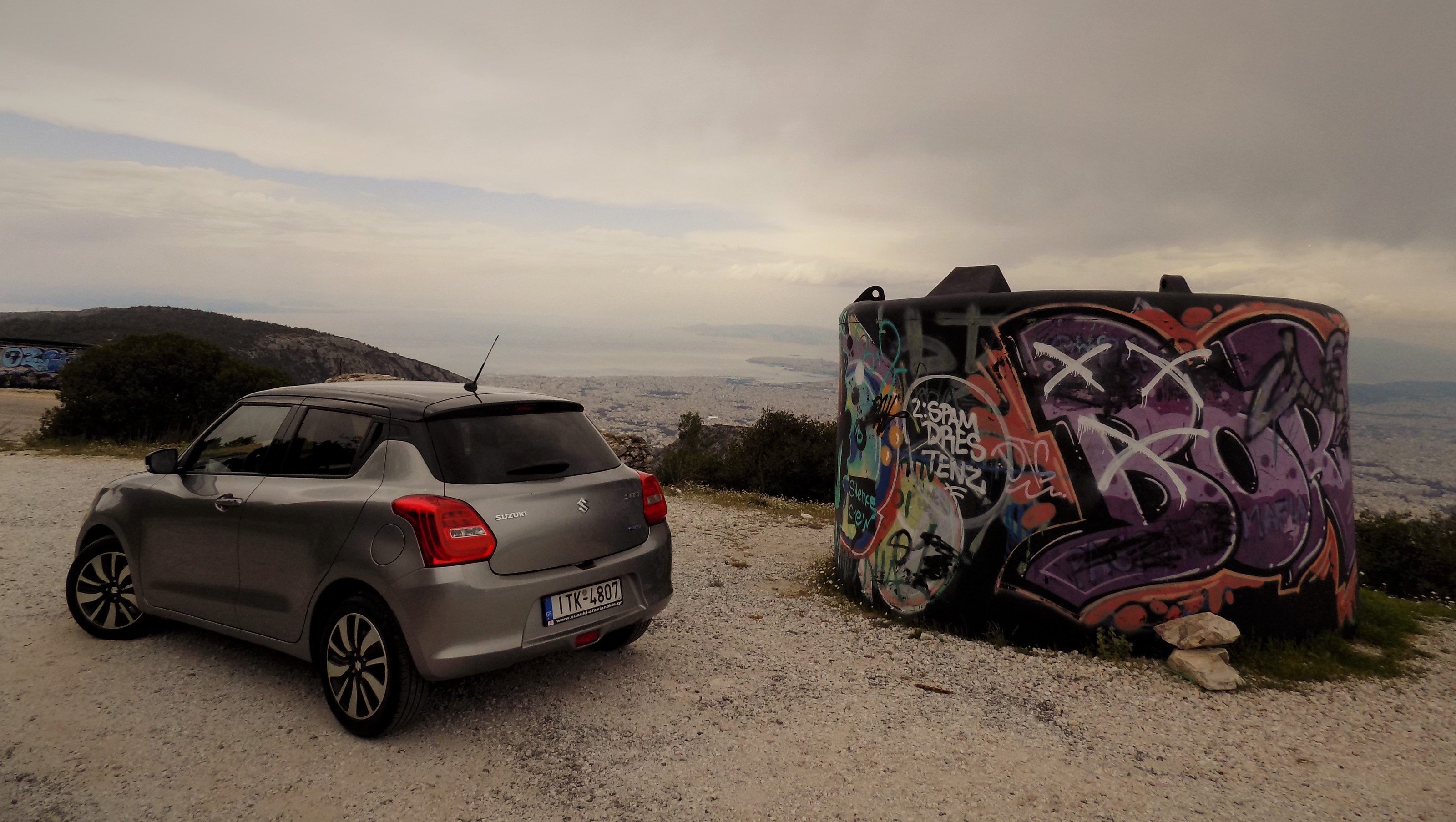 Suzuki Swift 1.2 GLX Hybrid 2WD 