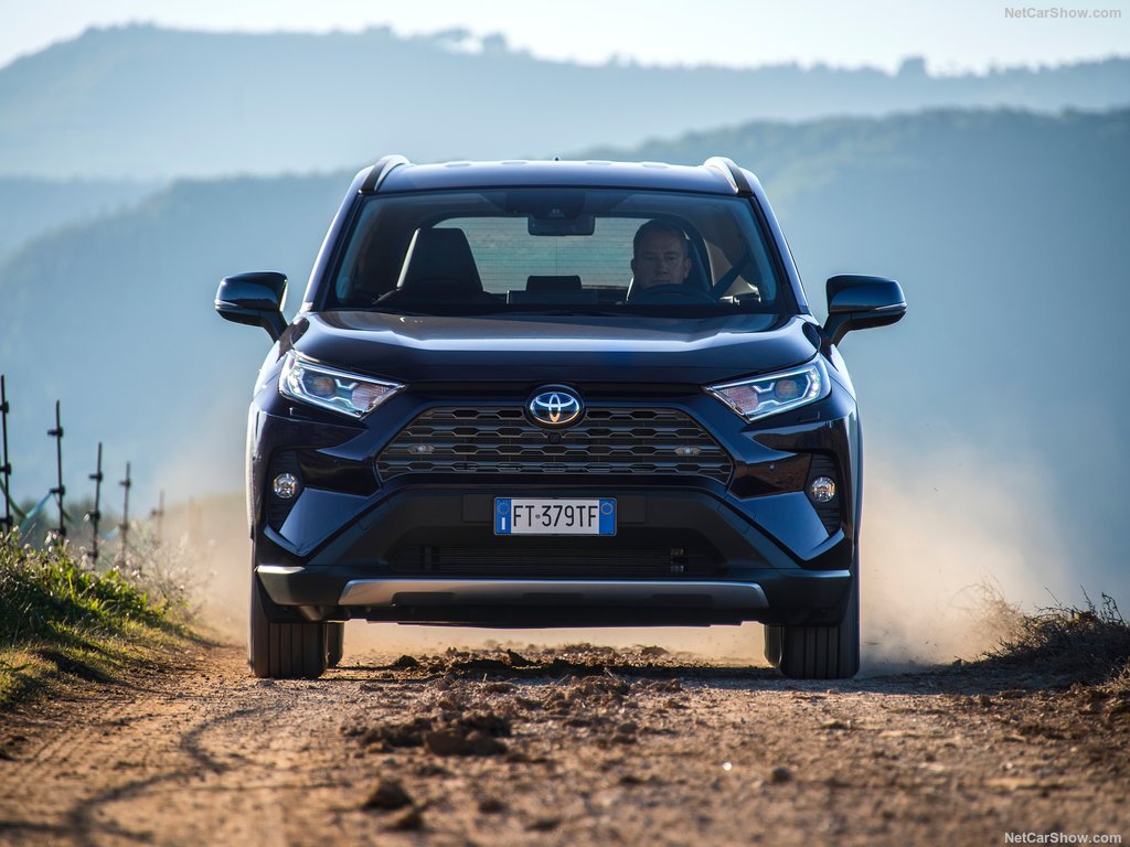 Eμφανώς βελτιωμένη είναι η off road εικόνα του ιαπωνικού τζιπ.