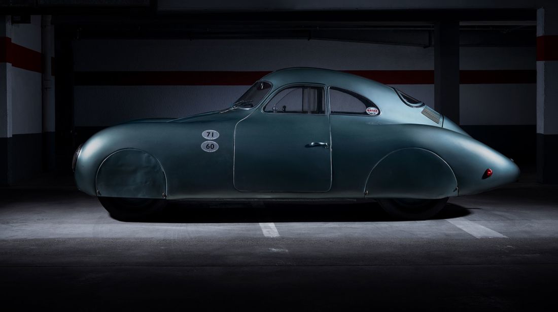 To αεροδυναμικό αμάξωμα είναι από αλουμίνιο.