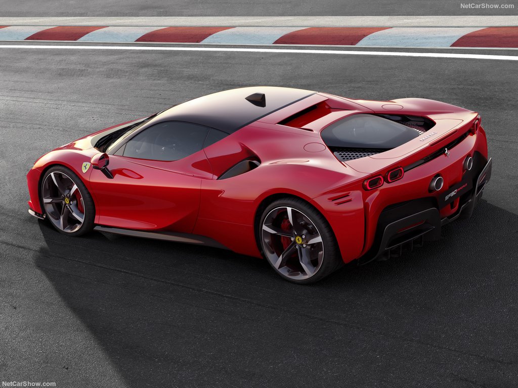 Ήδη υπάρχουν πάνω από 2.000 παραγγελίες για τη νέα Ferrari.