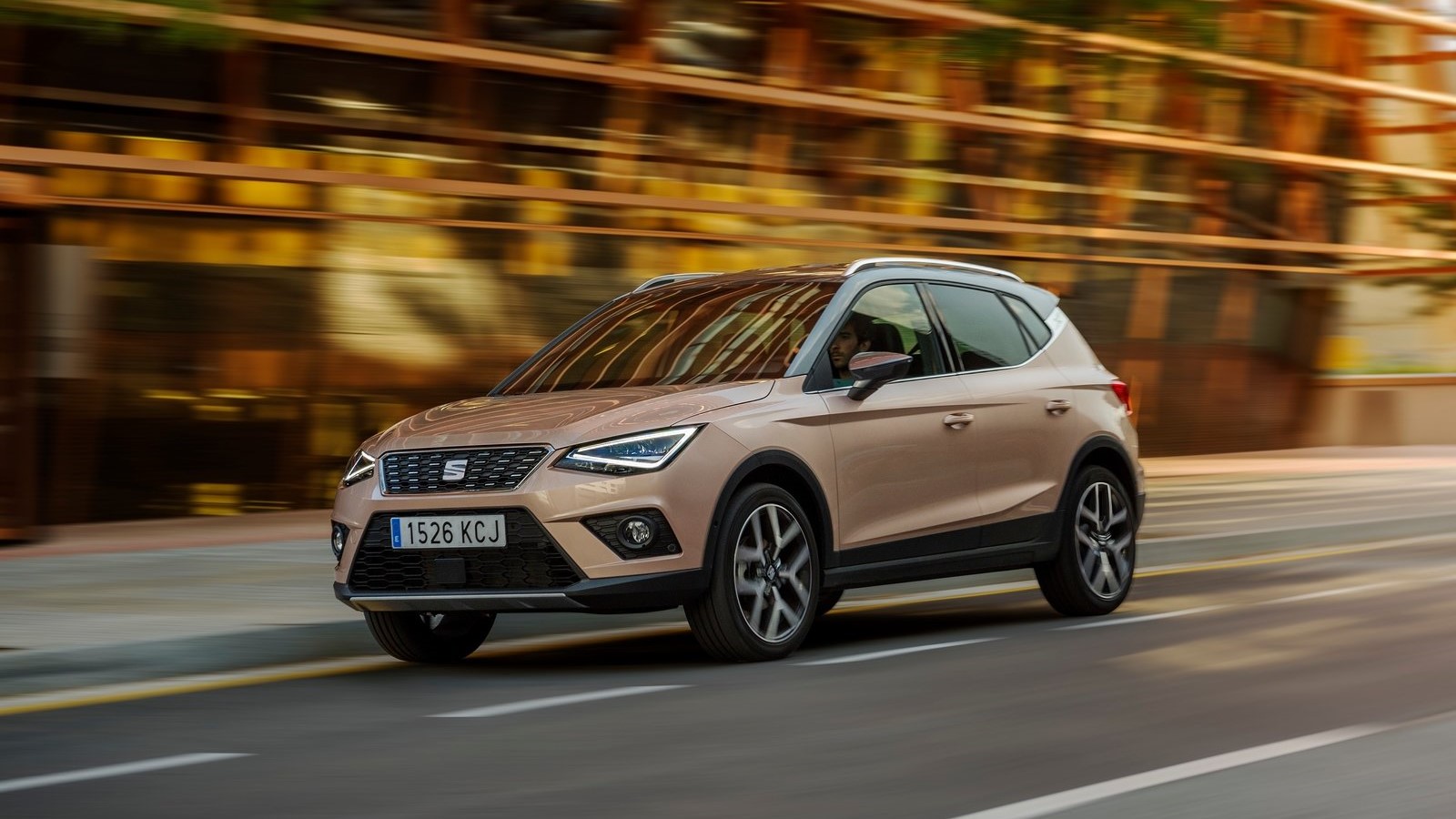 SEAT Arona TGI