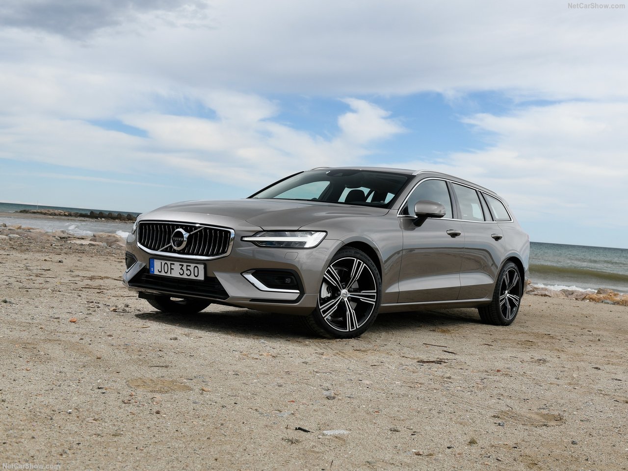 Volvo V60 T8