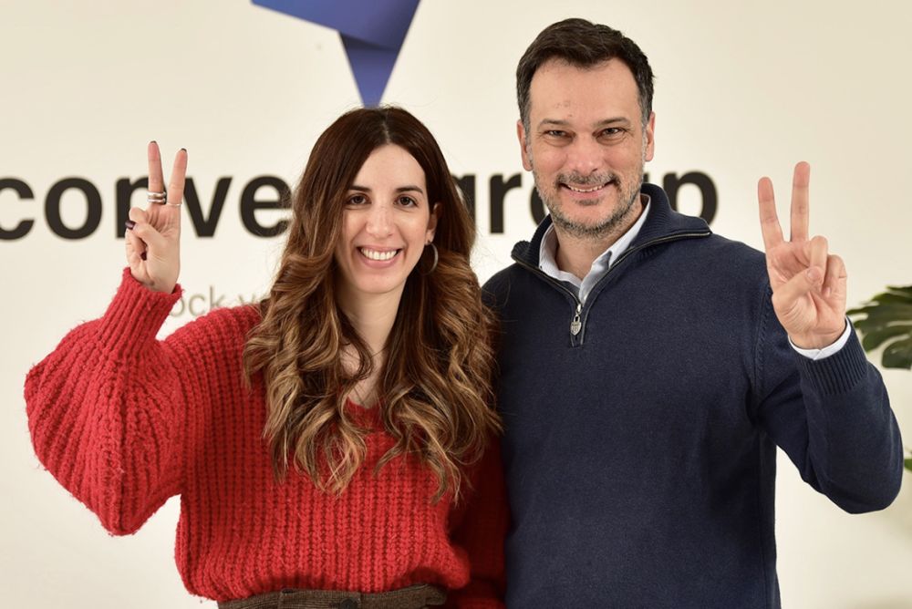 Η Έλενα Χαϊλαζοπούλου, Director of Product Innovation & Deputy CEO της Convert Group και ο Παναγιώτης Γκεζερλής, ιδρυτής και CEO της Convert Group
