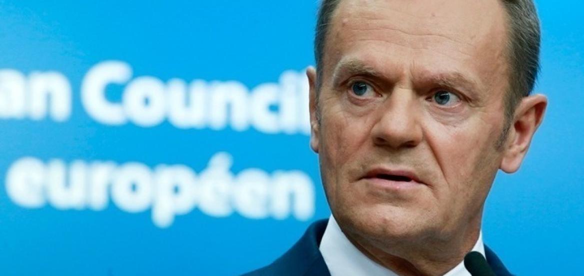 Τουσκ: Όσοι ηγέτες παρακολούθησαν την παρέλαση στην Μόσχα πρέπει να ντρέπονται