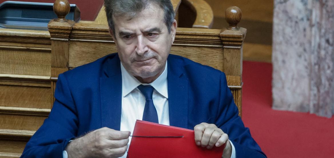 Χρυσοχοΐδης για Άγνωστο Στρατιώτη: Στα ιερά και τα κοινά οφείλουμε το μέγιστο σεβασμό