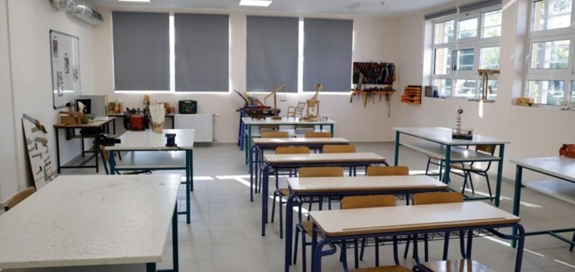 Πιερρακάκης: Πρόγραμμα «Αθηνά» για την ενεργειακή αναβάθμιση νηπιαγωγείων και δημοτικών