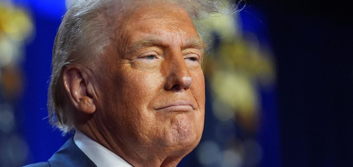 Τραμπ: Οι χώρες με παίρνουν τηλέφωνο και με γλείφουν για να διαπραγματευτούν τους δασμούς