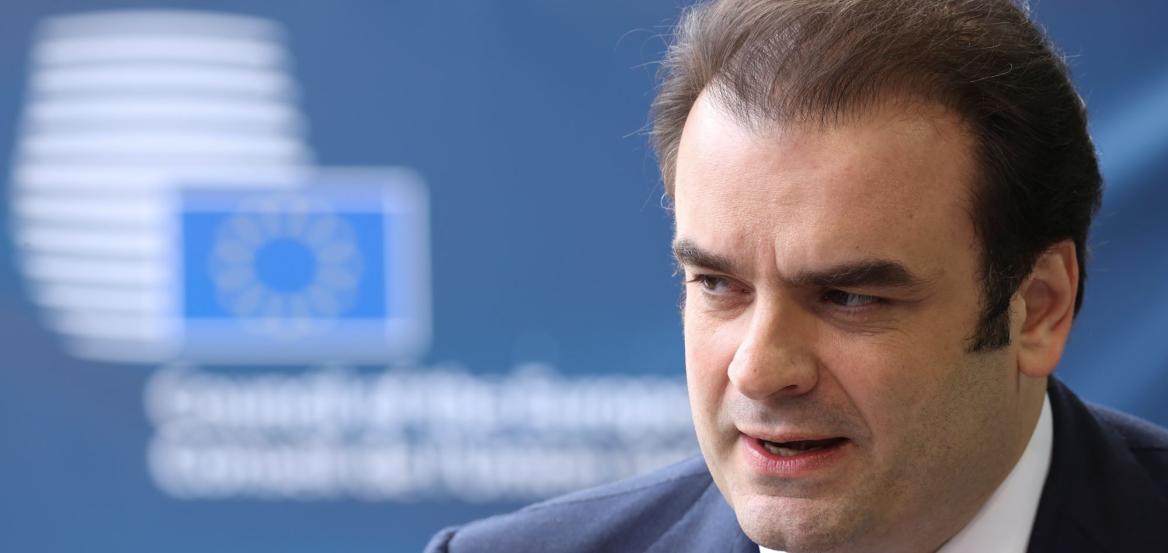 Πιερρακάκης: Νομοθετική ρύθμιση για προστασία της ενίσχυσης που χορηγείται σε μαθητές με προβλήματα ακοής