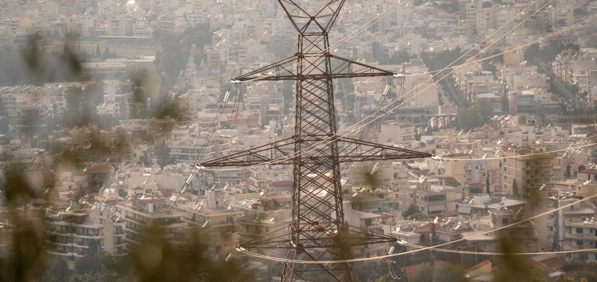 Ρεύμα: «Τσιμπάνε» ξανά οι τιμές χονδρικής - Πώς επηρεάζει ο καύσωνας την Ευρώπη