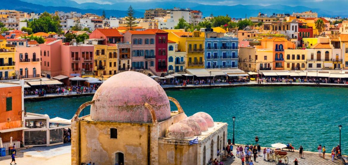 Εξοχική κατοικία: Ποιο Ελληνικό νησί αποτελεί την top επιλογή για «ξένα πορτοφόλια»