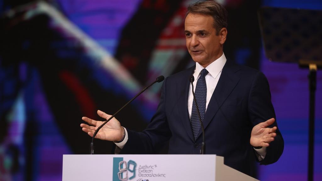 Μητσοτάκης: Μείωση φορολογικών συντελεστών κατά 2%, μηδέν φόρος σε νέους εργαζόμενους, κατάργηση ΕΝΦΙΑ σε μικρούς οικισμούς