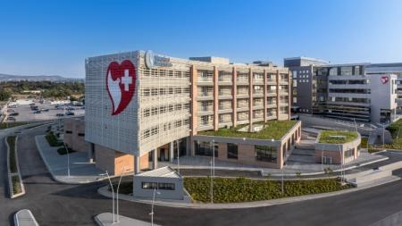 Όμιλος Ιατρικού Αθηνών: Το Ελληνικό επιχειρείν στην υγεία