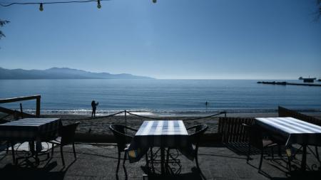 Ρεκόρ εισπράξεων, άδεια τραπέζια