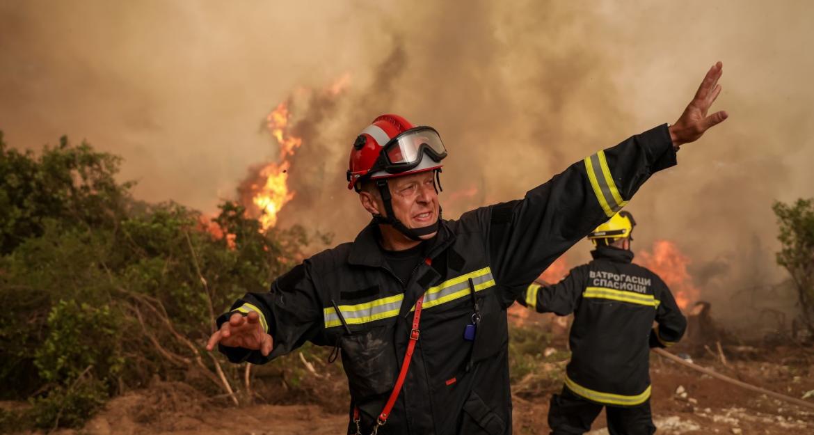 Πυρκαγιές στην Ελλάδα: Η πύρινη καταστροφή σε εικόνες