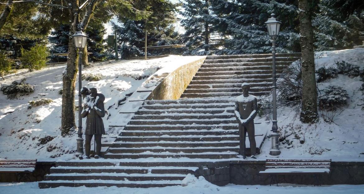 Κακοκαιρία «Ελπίς»: Η χώρα ντύθηκε στα λευκά - Οι εικόνες του χιονιά (pics)