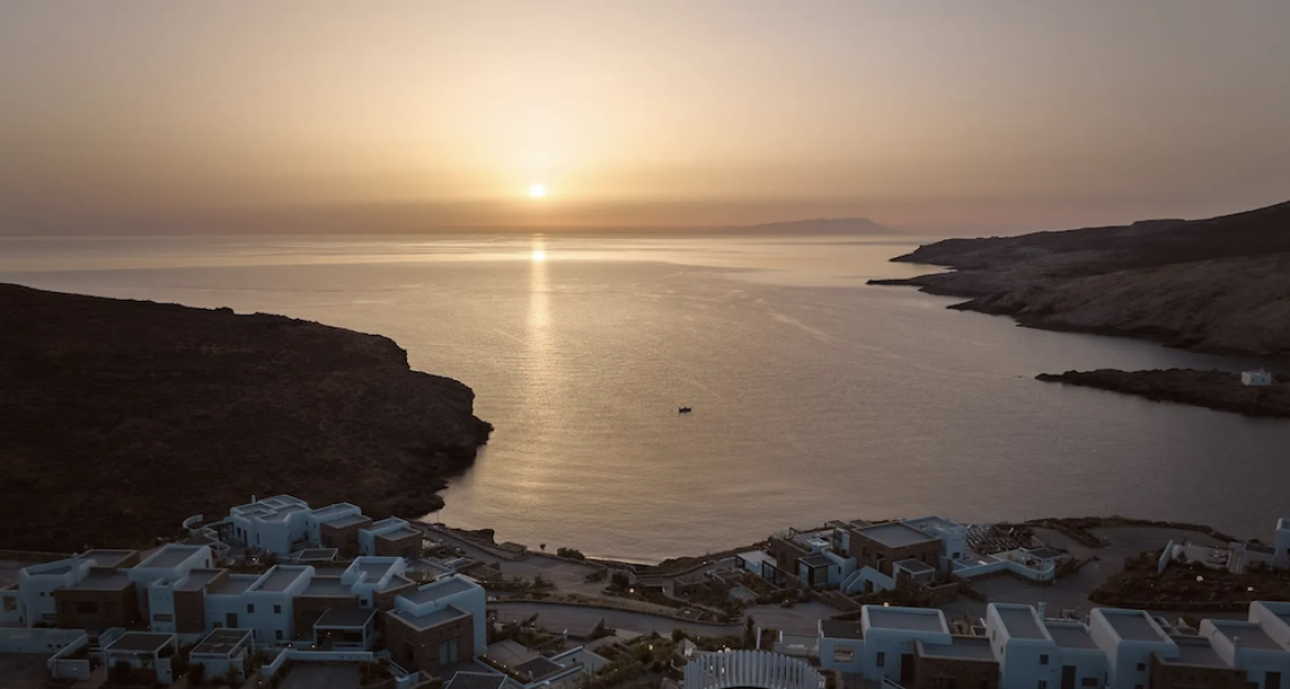 To Semeli Coast Mykonos Curio Collection by Hilton