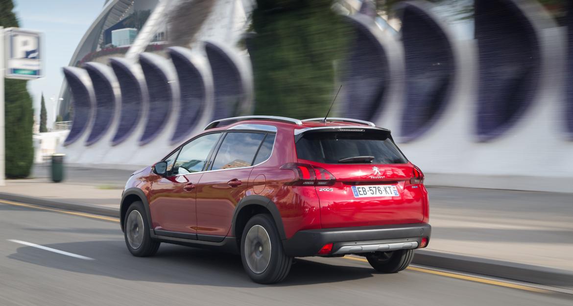 Peugeot 2008 για απόλυτη ελευθερία οδήγησης