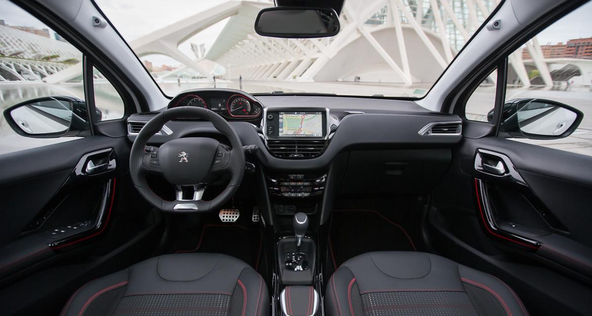 Peugeot 2008 για απόλυτη ελευθερία οδήγησης