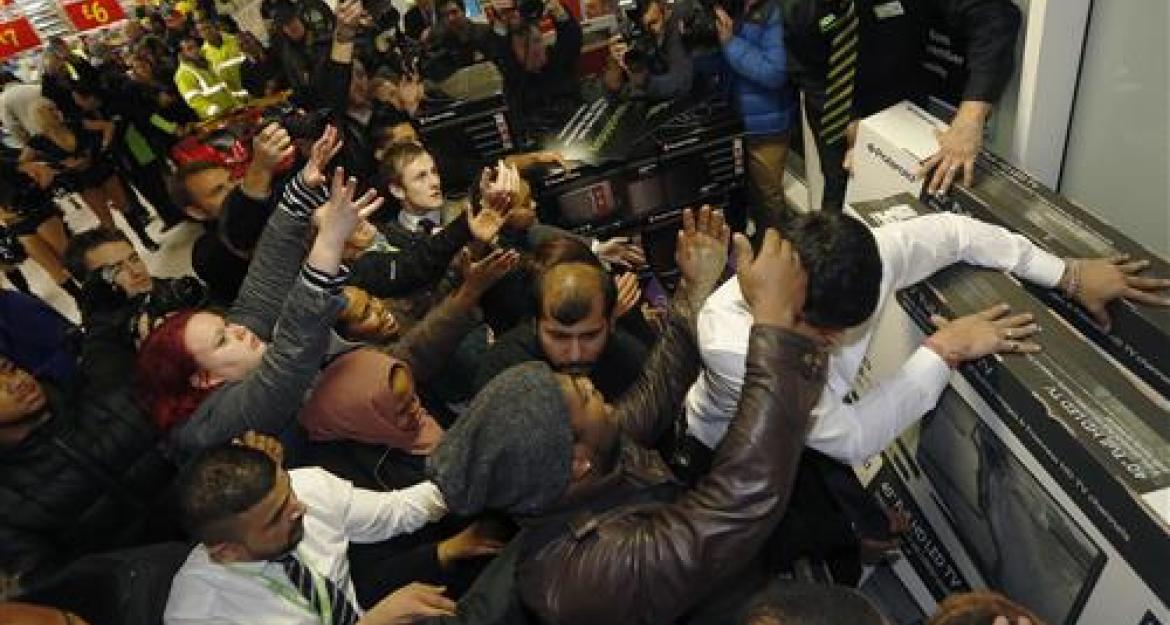 Η μαύρη όψη της Black Friday